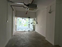 The Commerze@irving (D13), Retail #506722321